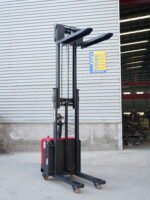 Dual-lift stacker - Image 6